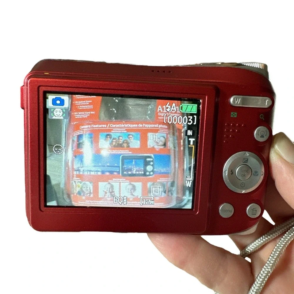GE A1251 Digital Camera Red 12.2MP 5x Optical Zoom‎ 2.5